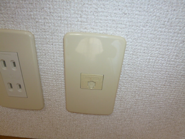 プチプラージュＡの設備|電話モジュラー