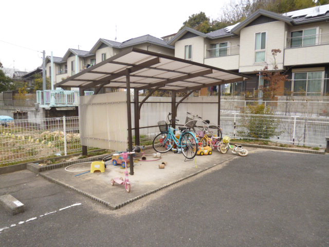 プレジール林のその他共用部分|自転車置き場
