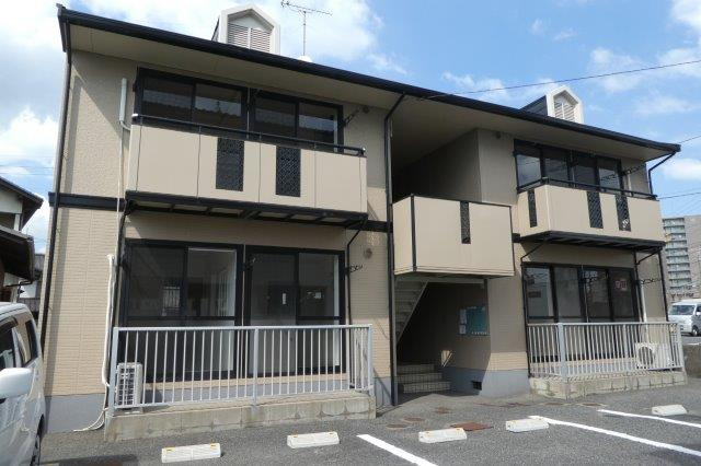 倉敷市老松町１丁目のアパートの外観