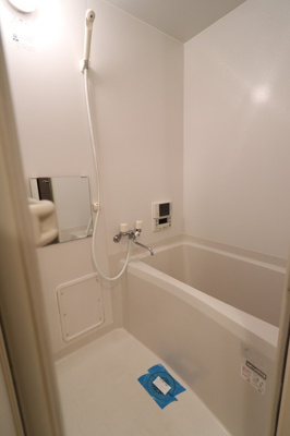 【浴室】 | ポラリス別府駅南 | 別号室の写真になります。現況優先。