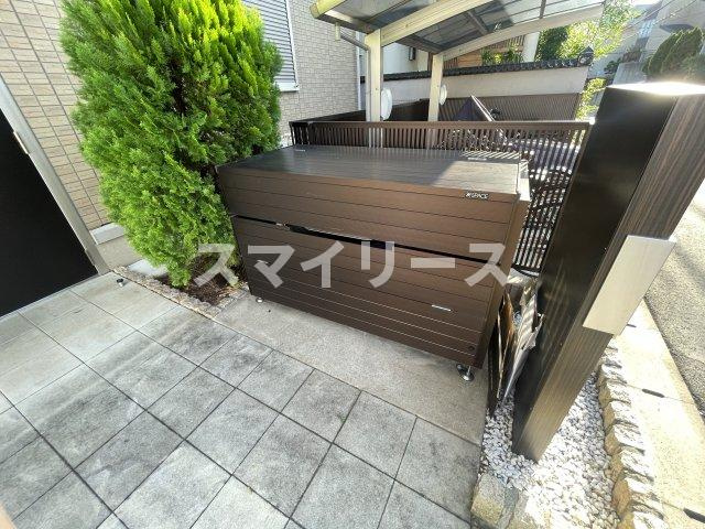 メゾンドベリタスのエントランス