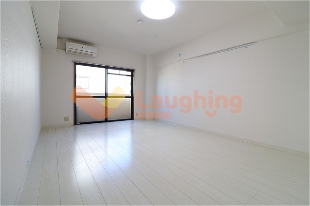 エトランゼ12の居間・リビング|おしゃれなリビングです