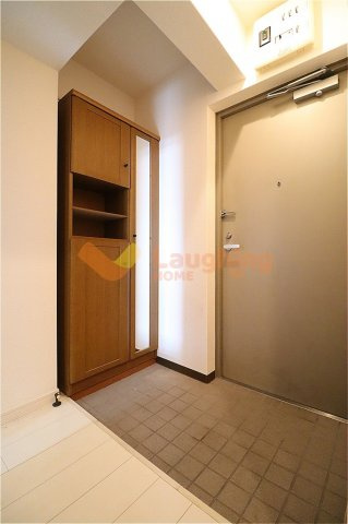 エトランゼ12の玄関|落ち着いた玄関です