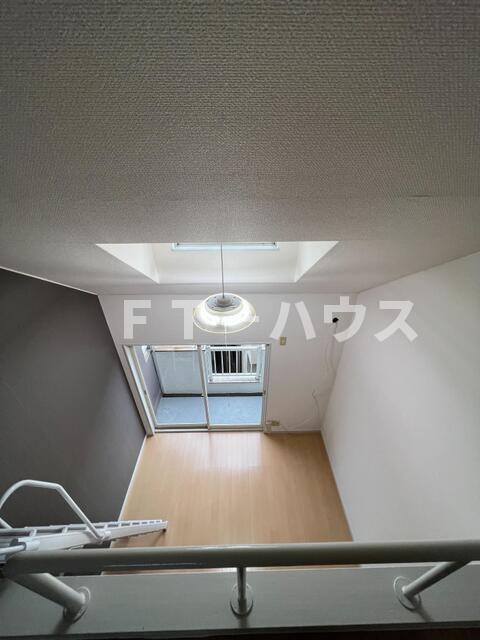 ロイヤルコーポ幕張の内装|ロフト