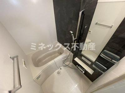 【独立洗面台】 | LINO | 同タイプのお部屋の写真。現況を優先します。