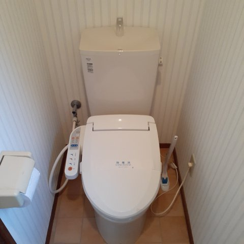 メープルⅣのトイレ|落ち着いたトイレです