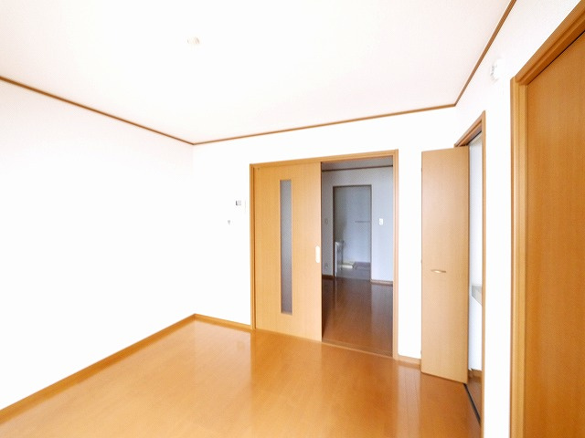 グレイス学園前の洋室|個人の部屋や寝室として使える洋室です