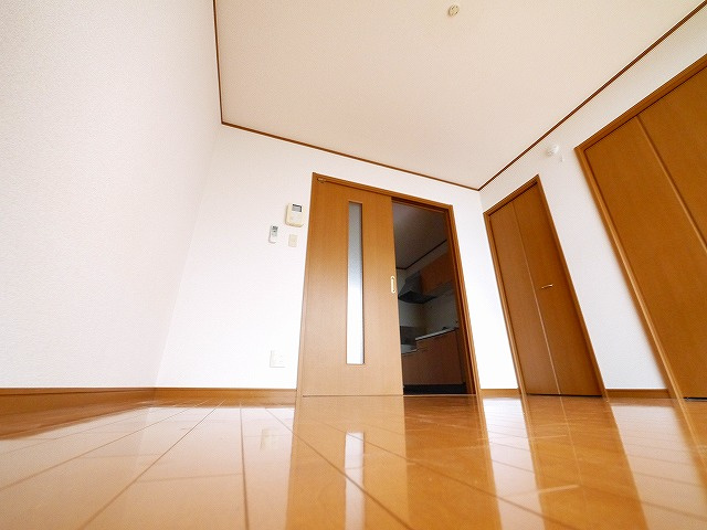 グレイス学園前の洋室|個人の部屋や寝室として使える洋室です