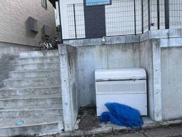 リバティヒルズのエントランス| 