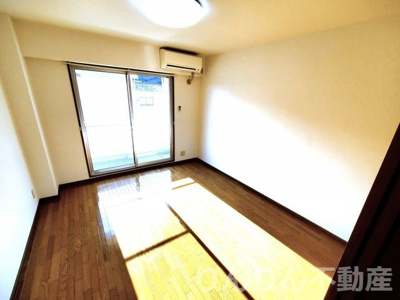 【居間・リビング】 | サンセール二軒屋イースト