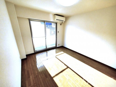 【居間・リビング】 | サンセール二軒屋イースト