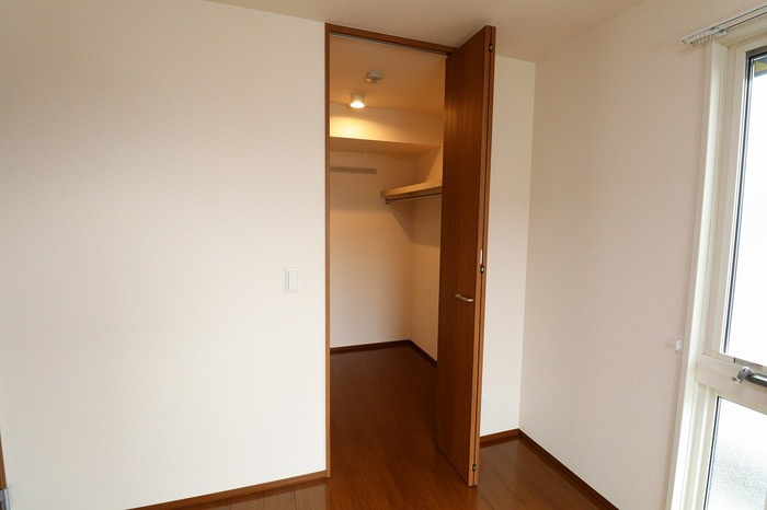 ラ・ペジブル Bの収納|ウォークインクローゼット