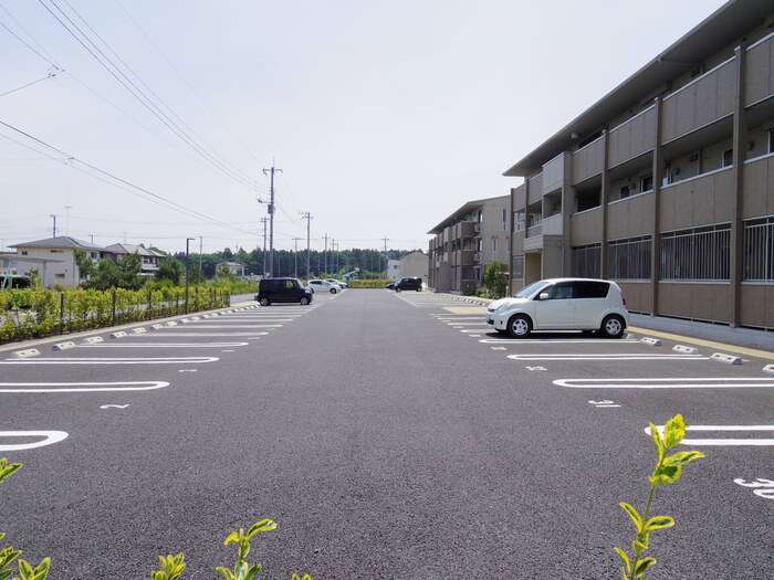 アルカディアAB Aの駐車場|駐車場