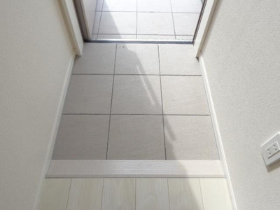【玄関】 | ティアラ