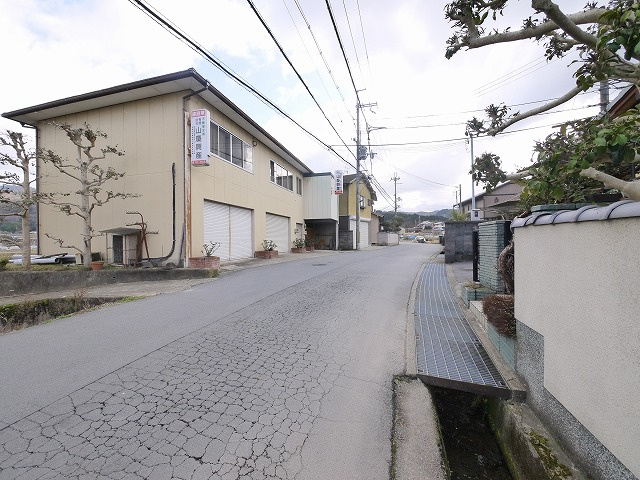 鹿野園町貸家の周辺