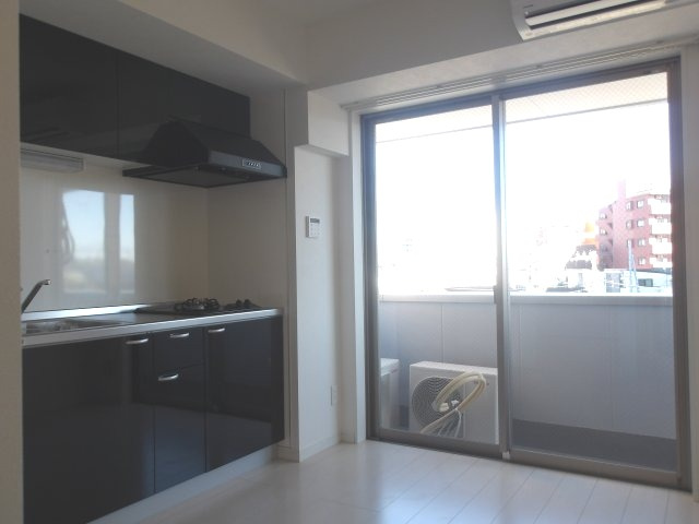 Grazie船橋の居間・リビング