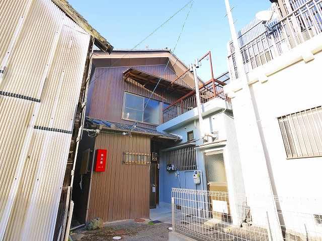 南城戸町貸家