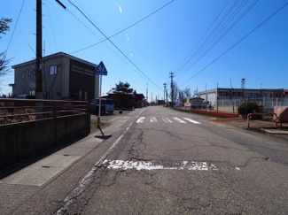 【前面道路含む現地写真】