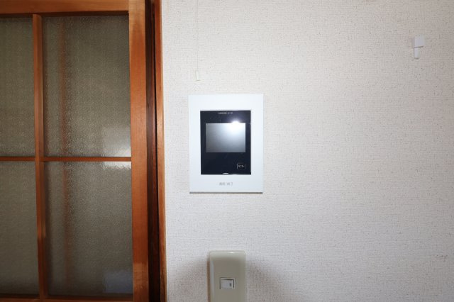 学校町高新貸家のセキュリティ