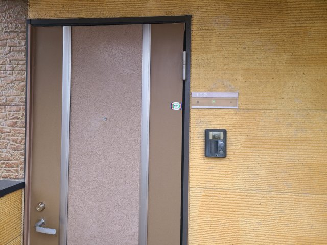 メゾン・レタージュの玄関