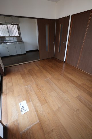 GINZA 　R　昭和町の居間・リビング