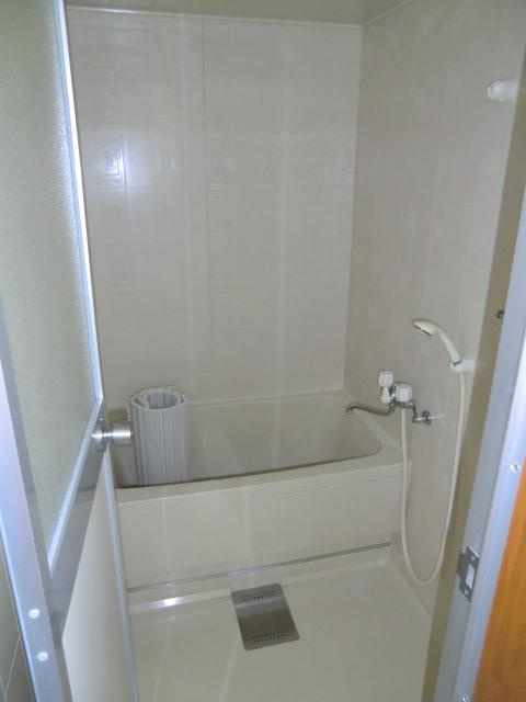 コーポ今庄の浴室