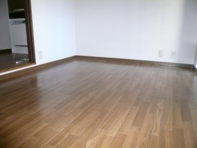 【居間・リビング】 | ヴィクトリーレジデンス