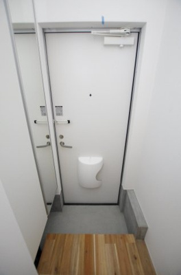 【玄関】 | ピース・リブリスＢ | ピース・リブリスB