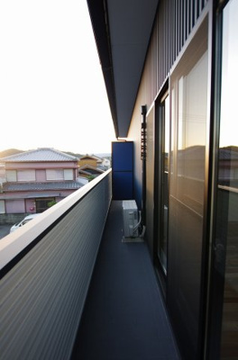 【バルコニー】 | ピース・リブリスＢ | ピース・リブリスB