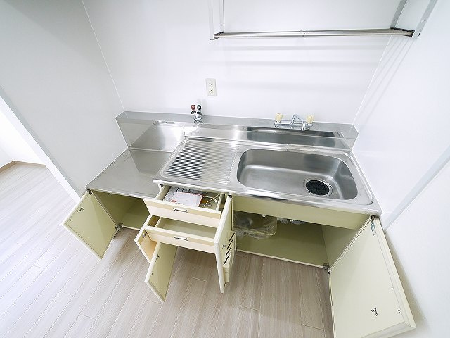 サンプラザ南京終のキッチン|キッチンでお料理をお楽しみください