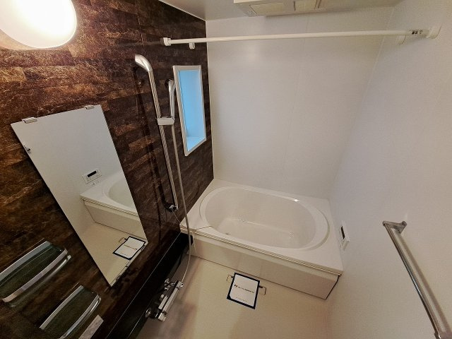 グラデイートベレオ甲子園の浴室