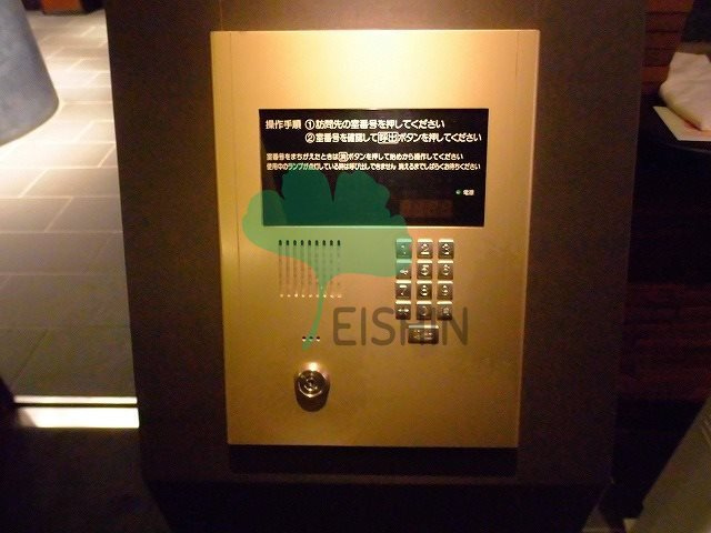 レジディア博多のエントランス