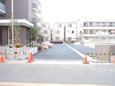 敷地内駐車場　別途契約(要空き確認)