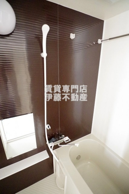 プリシェール杉栄の浴室|追い焚き機能付給湯設備＆浴室乾燥機