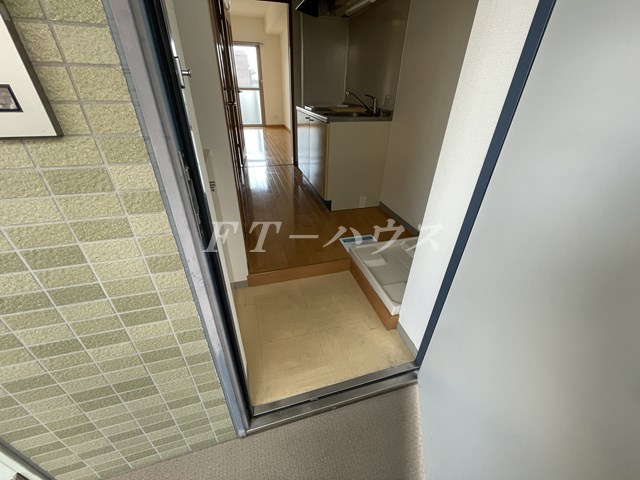 ルクレ津田沼の玄関