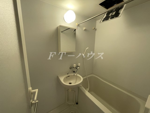 ルクレ津田沼の洗面所