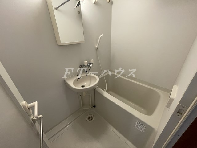 ルクレ津田沼の浴室