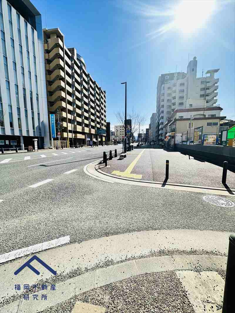 エステートモア箱崎の周辺