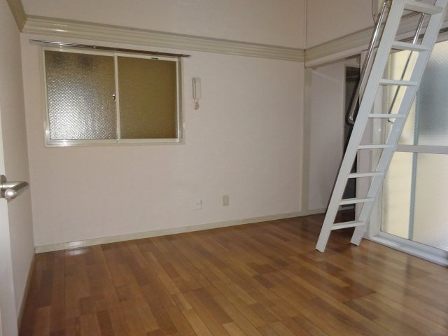 三光パレスの洋室|別部屋写真、サンプルになります