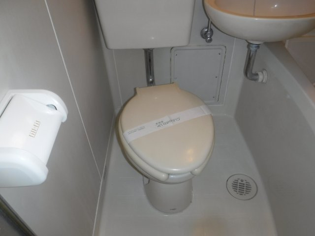 西山マンションのトイレ