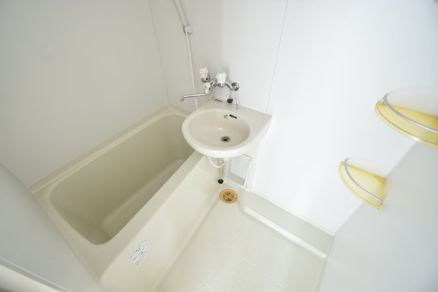 カターラなにわの浴室