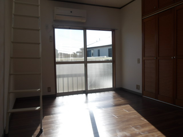 ステュディオ海神の寝室