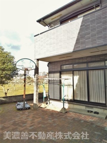６０２８５　揖斐郡大野町大野戸建ての庭