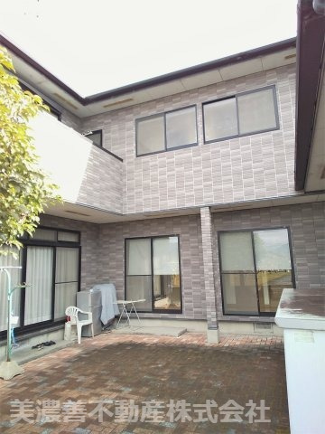 ６０２８５　揖斐郡大野町大野戸建ての庭