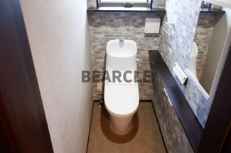 【トイレ】 | グランリミテッド | 落ち着いた色調のトイレです