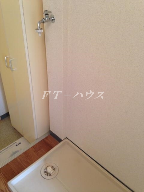 ハイブリッジBの洗面所