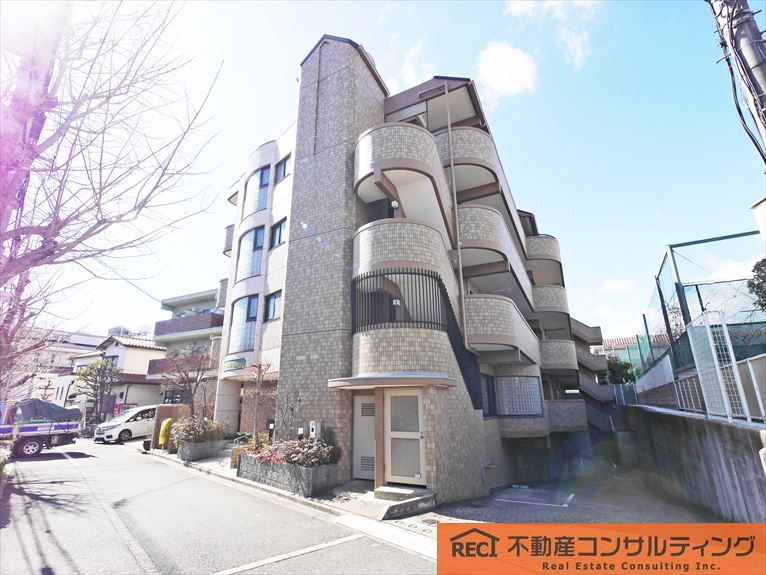 ライオンズヴィアーレ芦屋のエントランス