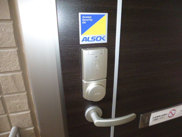 エムズコートの玄関|ＩＣカードキー