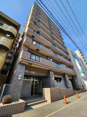 【外観】 | 蒔田公園パインマンション | 総戸数63戸、1995年11月築、管理人は日勤勤務につき管理体制良好です♪