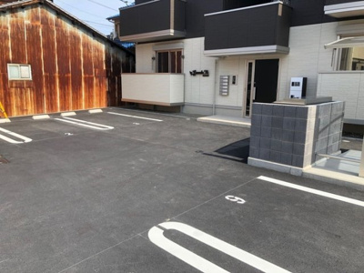 【駐車場】 | コモードＮ